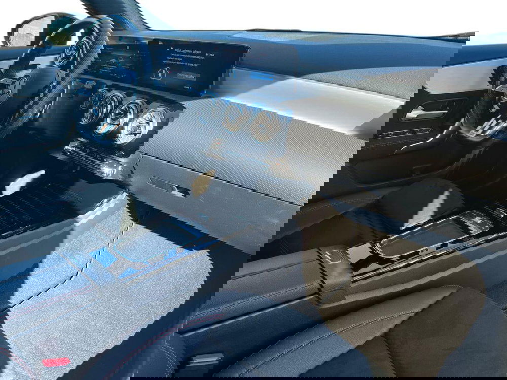 Mercedes-Benz Classe A usata a Bari (15)