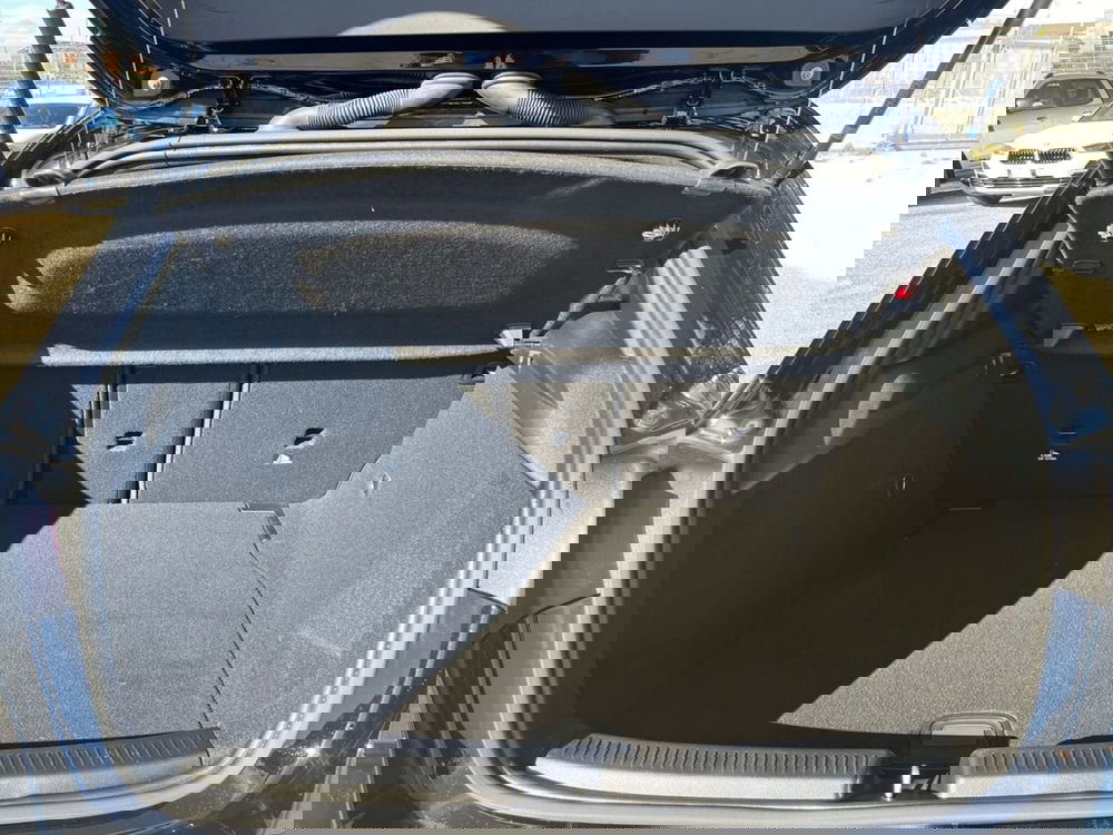 Mercedes-Benz Classe A usata a Bari (8)