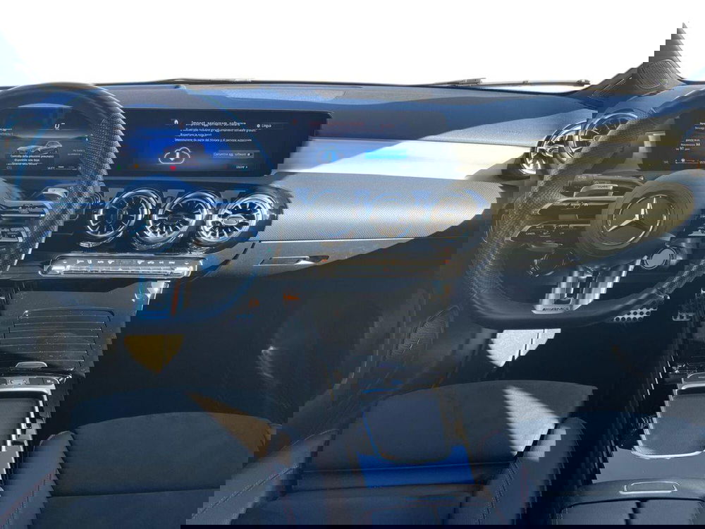 Mercedes-Benz Classe A usata a Bari (9)