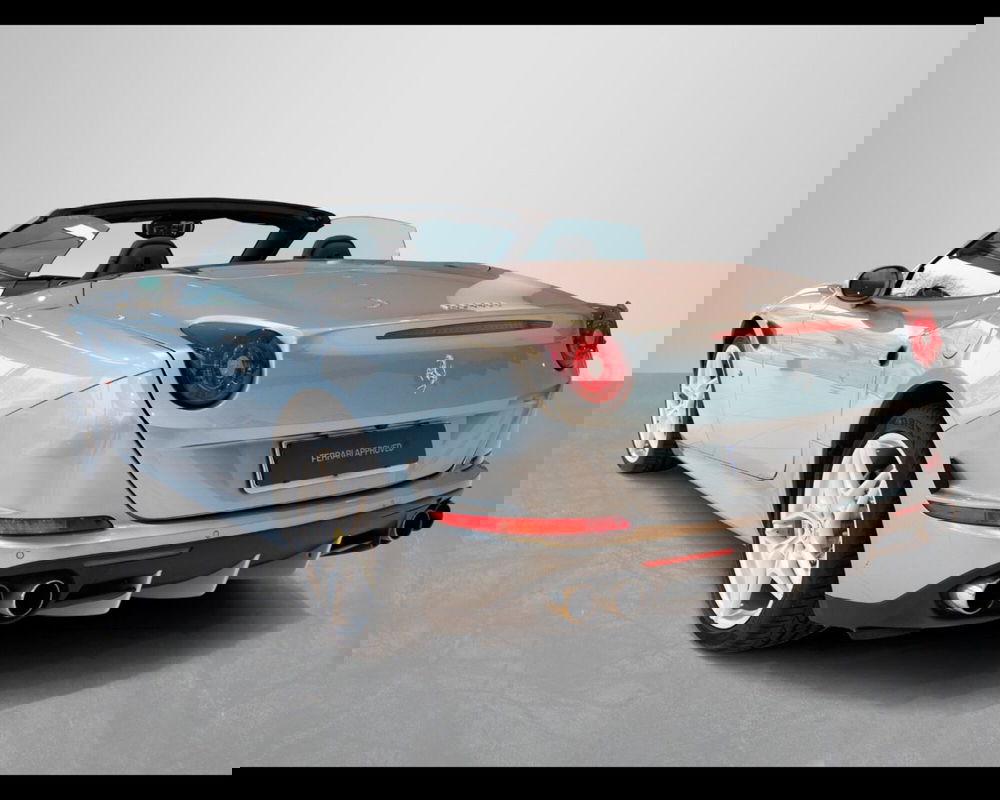 Ferrari California Spider usata a Padova (11)