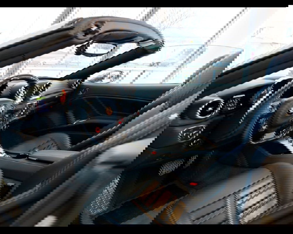 Ferrari California Spider usata a Padova (5)