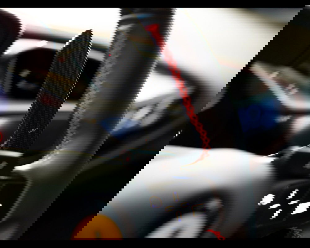 Ferrari SF90 Coupé usata a Padova (20)