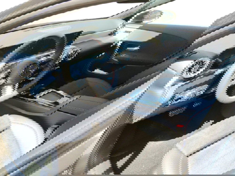 Mercedes-Benz Classe A nuova a Pescara (10)