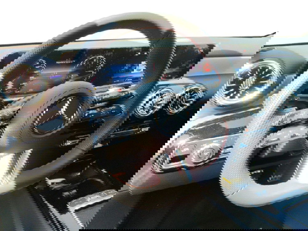 Mercedes-Benz Classe A nuova a Pescara (11)