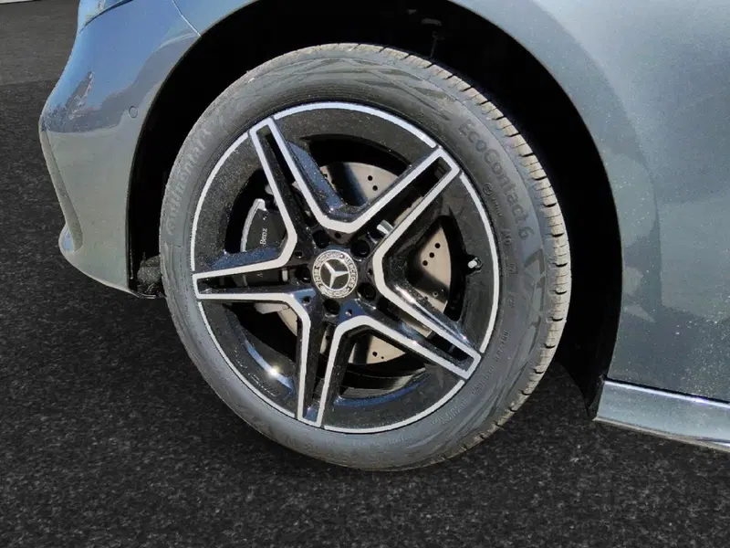 Mercedes-Benz Classe A nuova a Pescara (8)