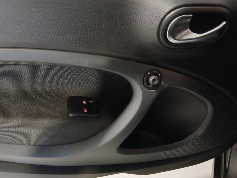 smart Fortwo usata a Genova (12)