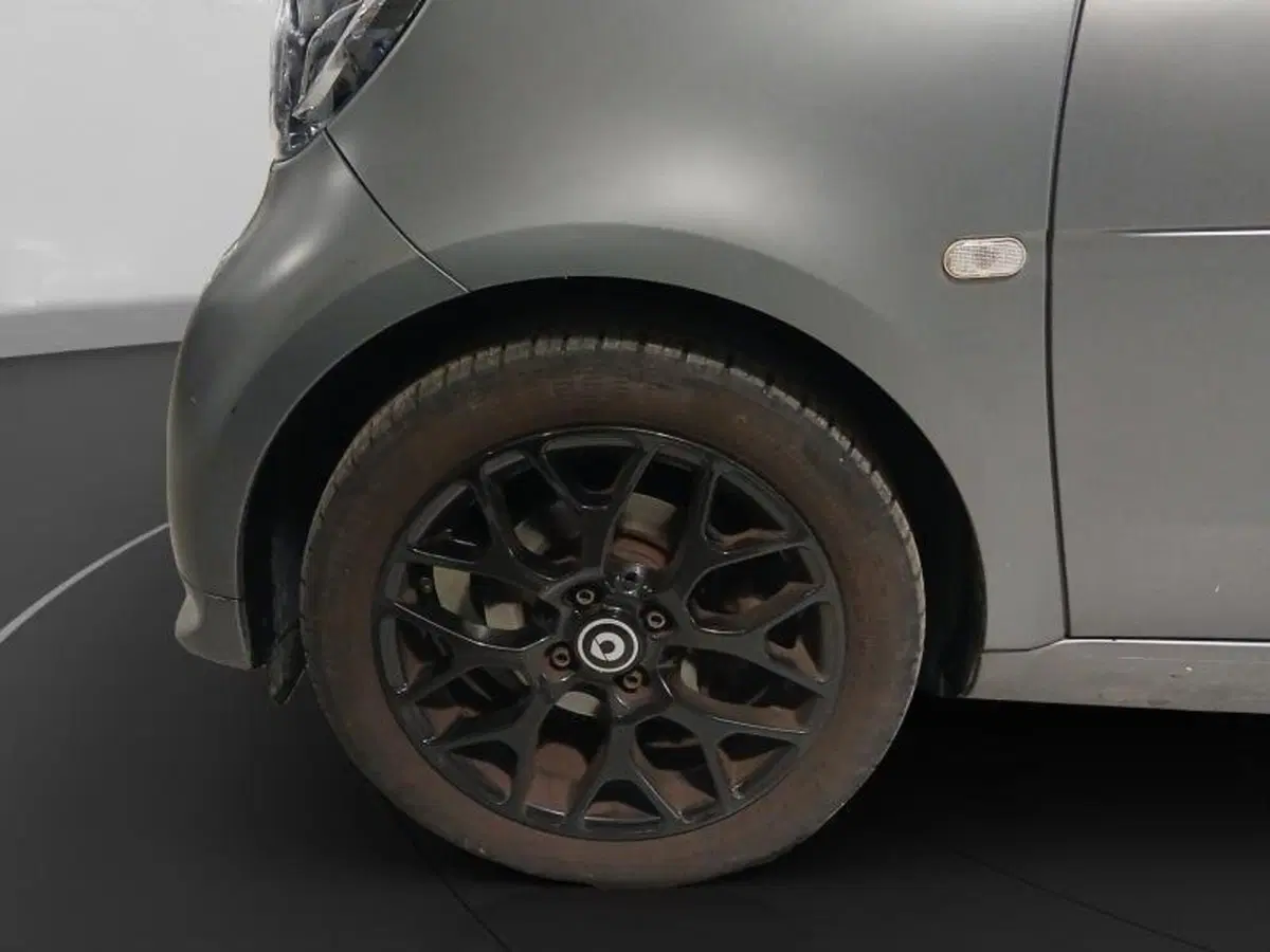 smart Fortwo usata a Genova (18)