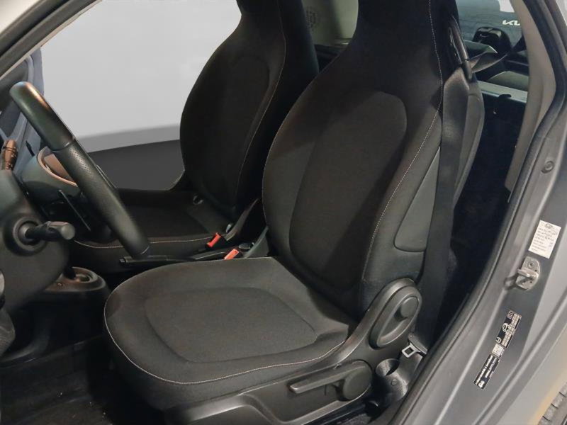 smart Fortwo usata a Genova (9)