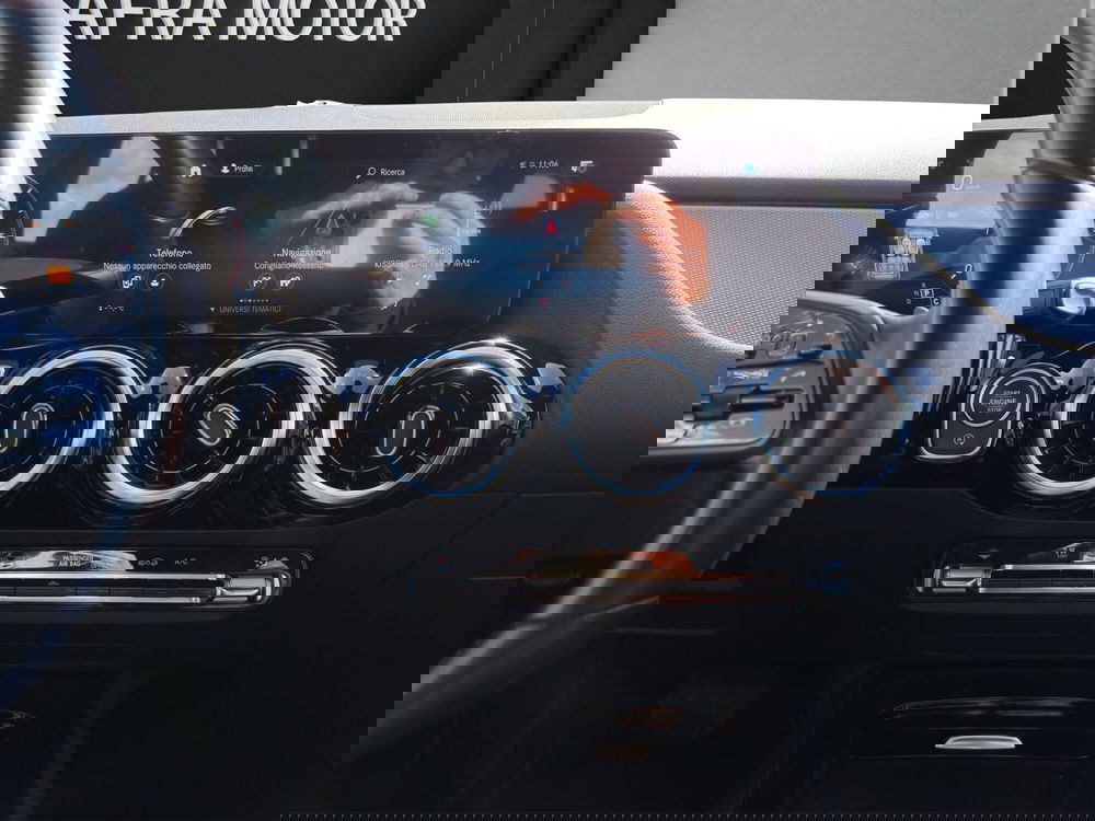 Mercedes-Benz GLA SUV usata a Cosenza (16)