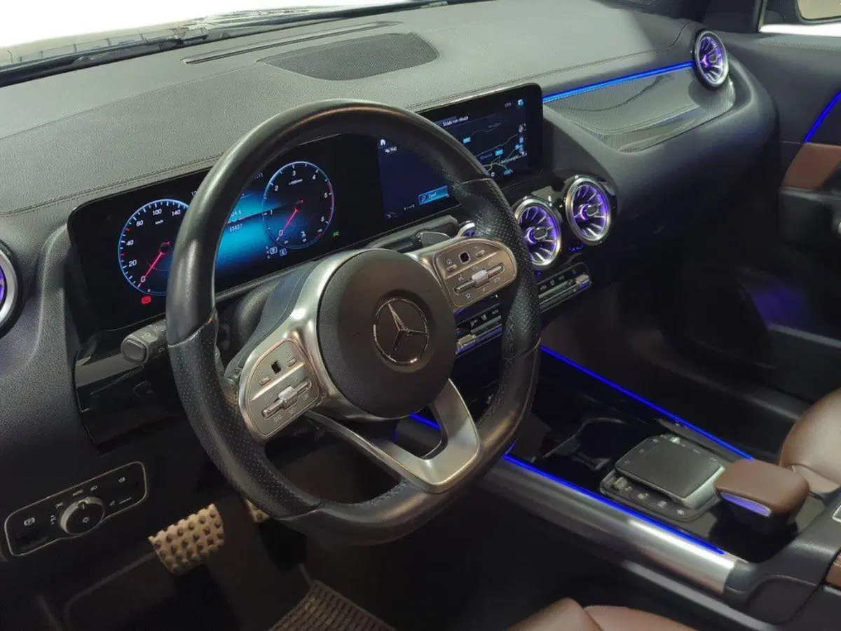 Mercedes-Benz GLA SUV usata a Rimini (16)