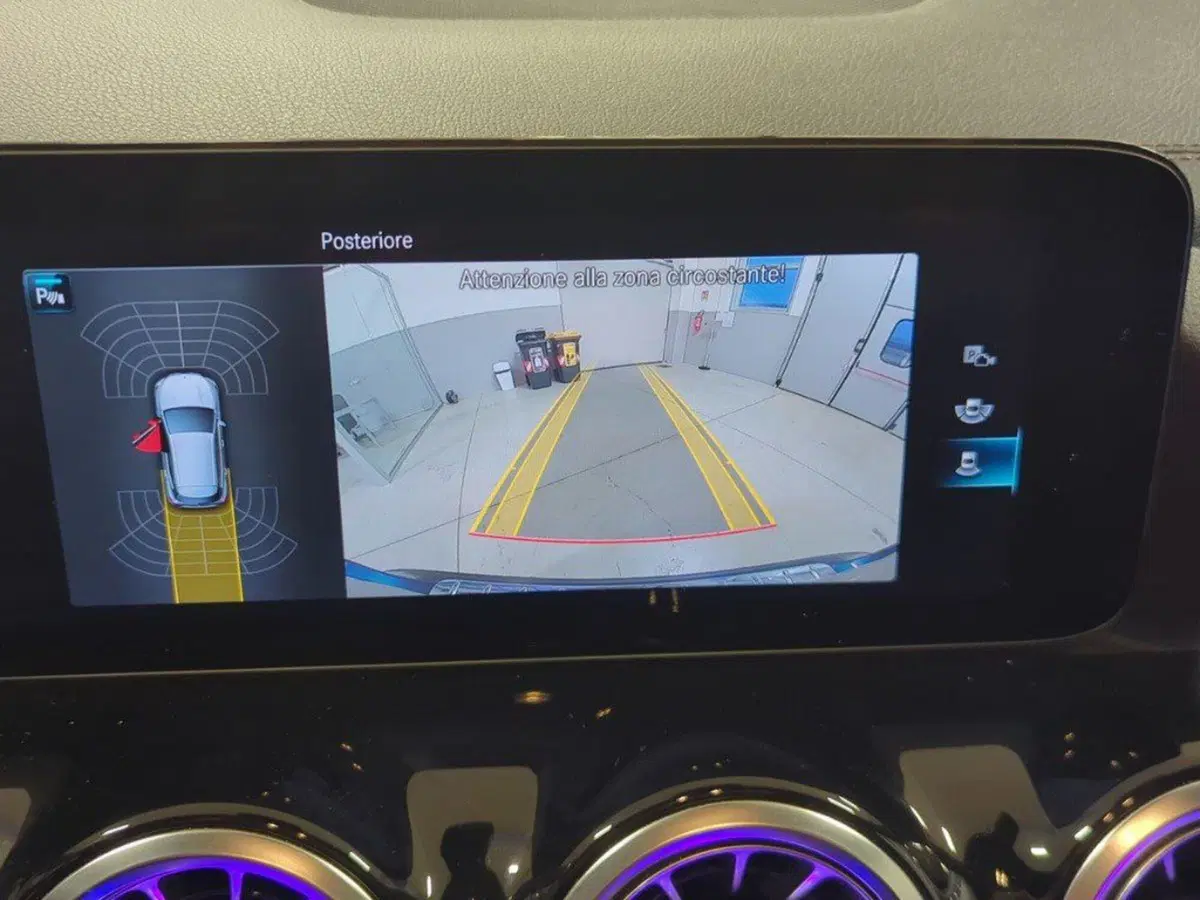 Mercedes-Benz GLA SUV usata a Rimini (19)