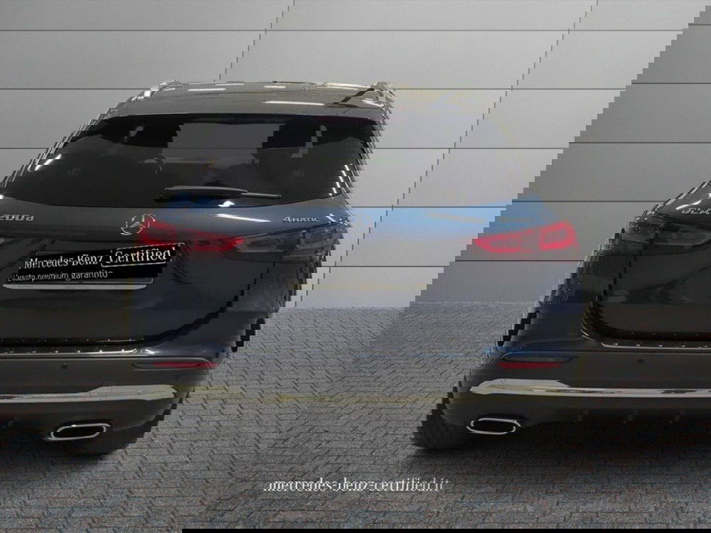 Mercedes-Benz GLA SUV usata a Rimini (4)