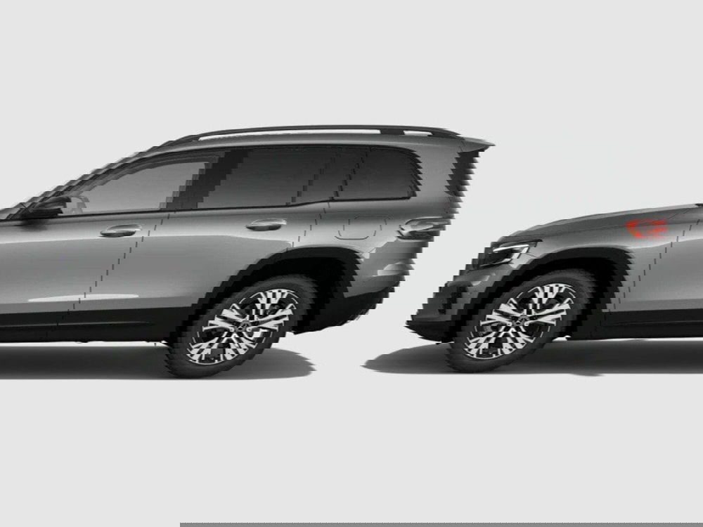 Mercedes-Benz GLB nuova a Ancona (2)