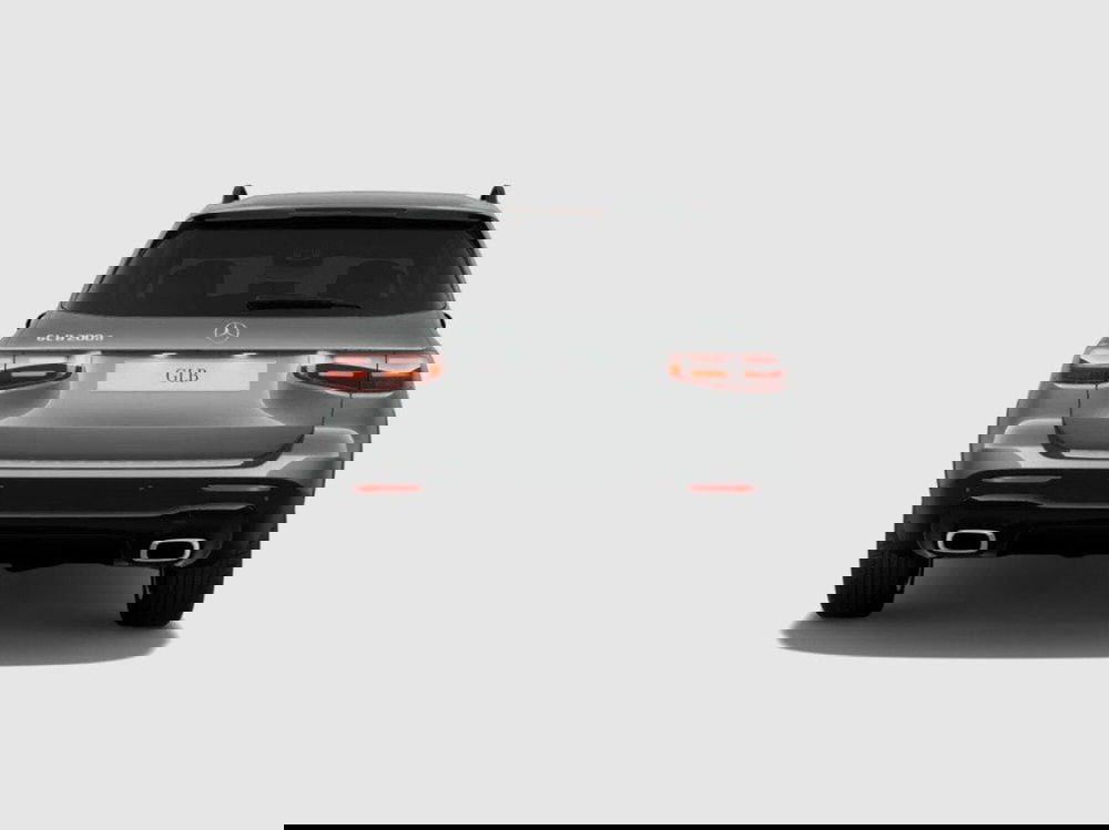 Mercedes-Benz GLB nuova a Ancona (4)