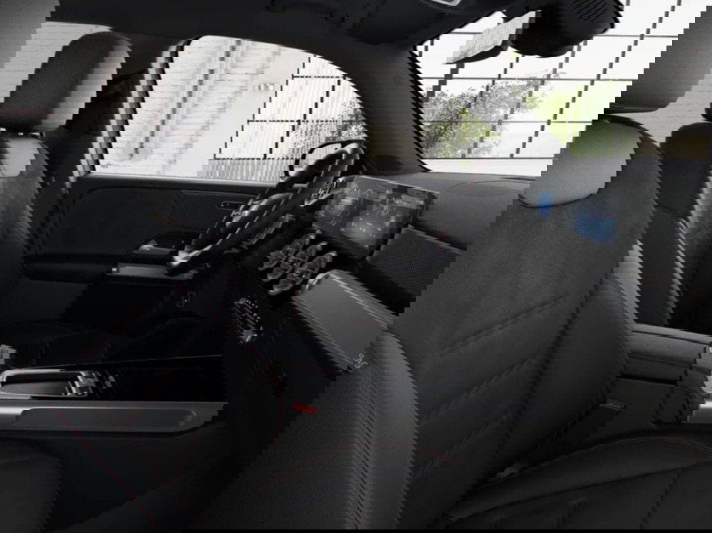 Mercedes-Benz GLB nuova a Ancona (9)