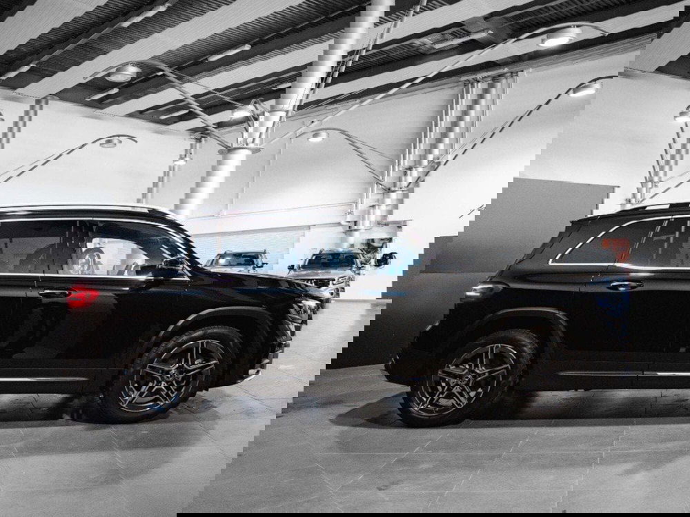 Mercedes-Benz GLB nuova a Macerata (4)