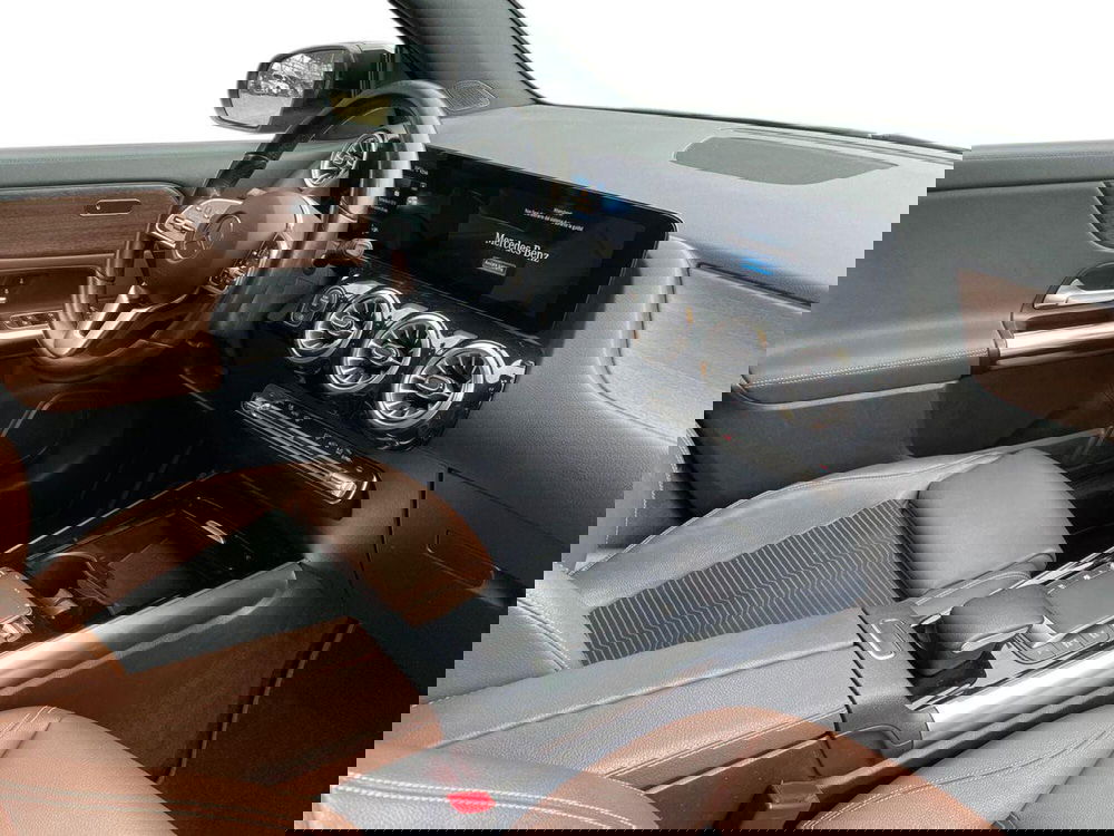 Mercedes-Benz GLA SUV usata a Macerata (12)