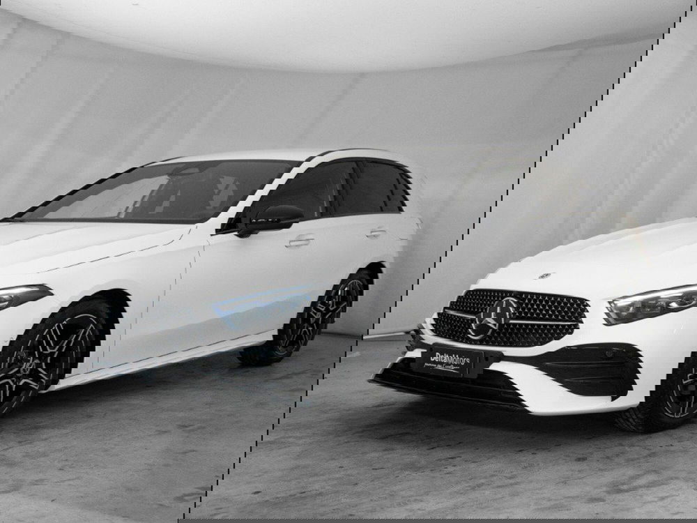 Mercedes-Benz Classe A Sedan nuova a Macerata