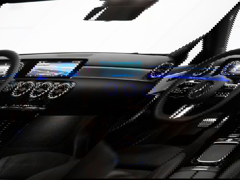 Mercedes-Benz Classe A Sedan nuova a Macerata (13)