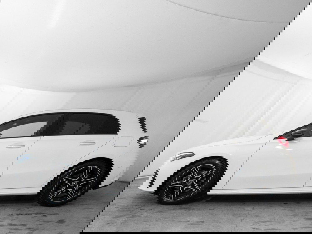 Mercedes-Benz Classe A Sedan nuova a Macerata (2)