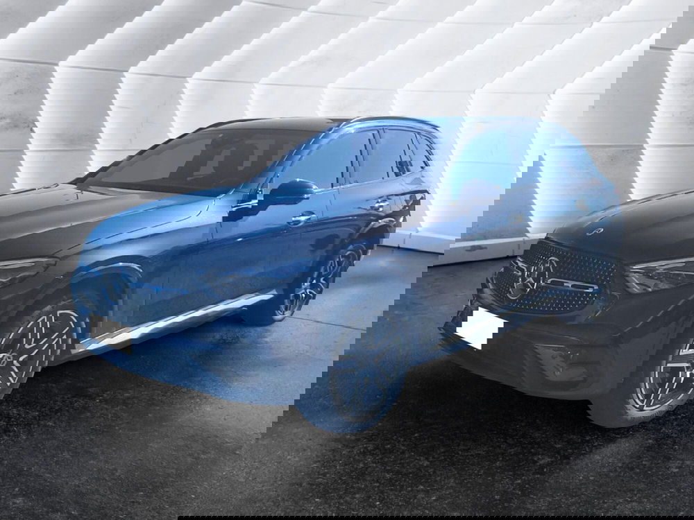 Mercedes-Benz GLC SUV usata a Salerno