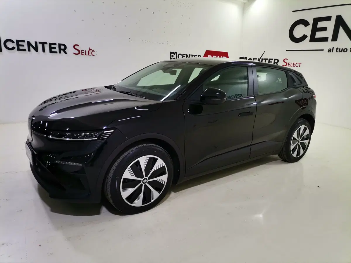 Renault Megane E-Tech Electric usata a Salerno