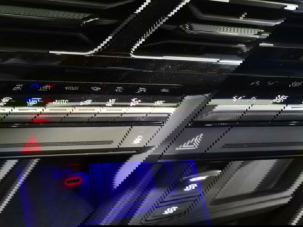 Renault Scenic E-Tech Electric usata a Salerno (17)