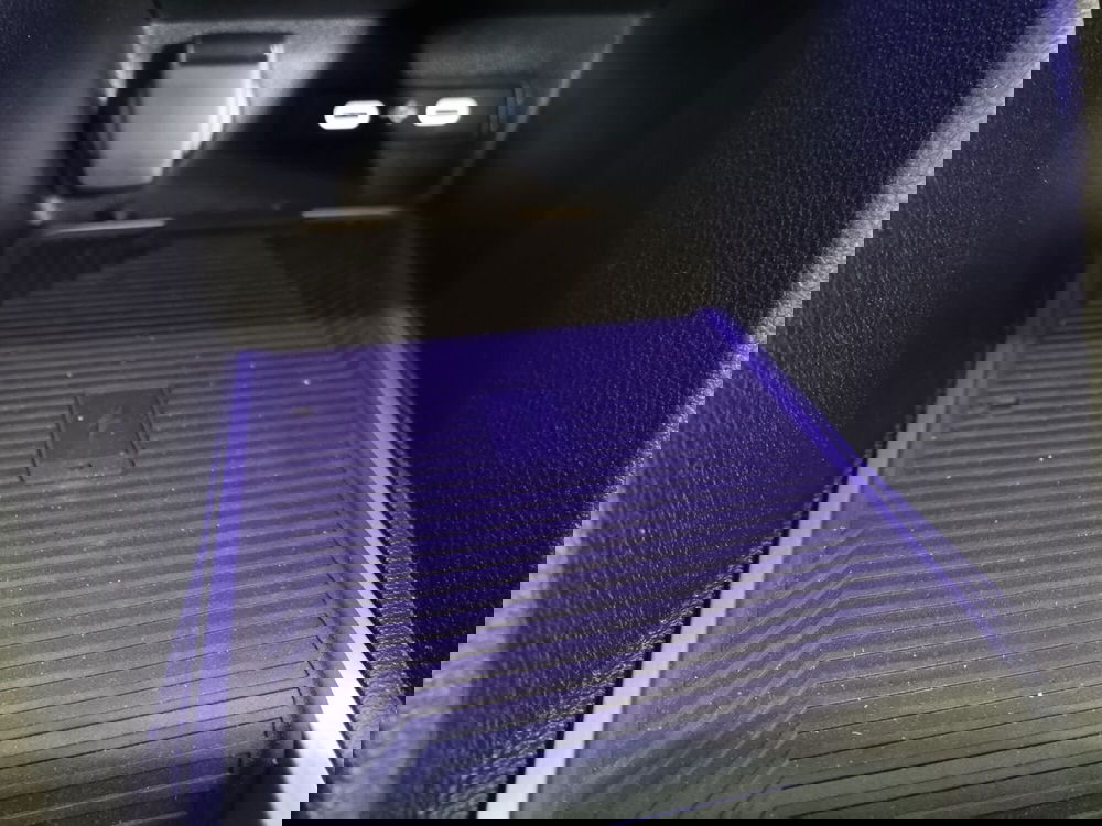 Renault Scenic E-Tech Electric usata a Salerno (20)