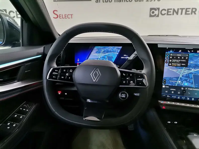 Renault Rafale nuova a Salerno (8)