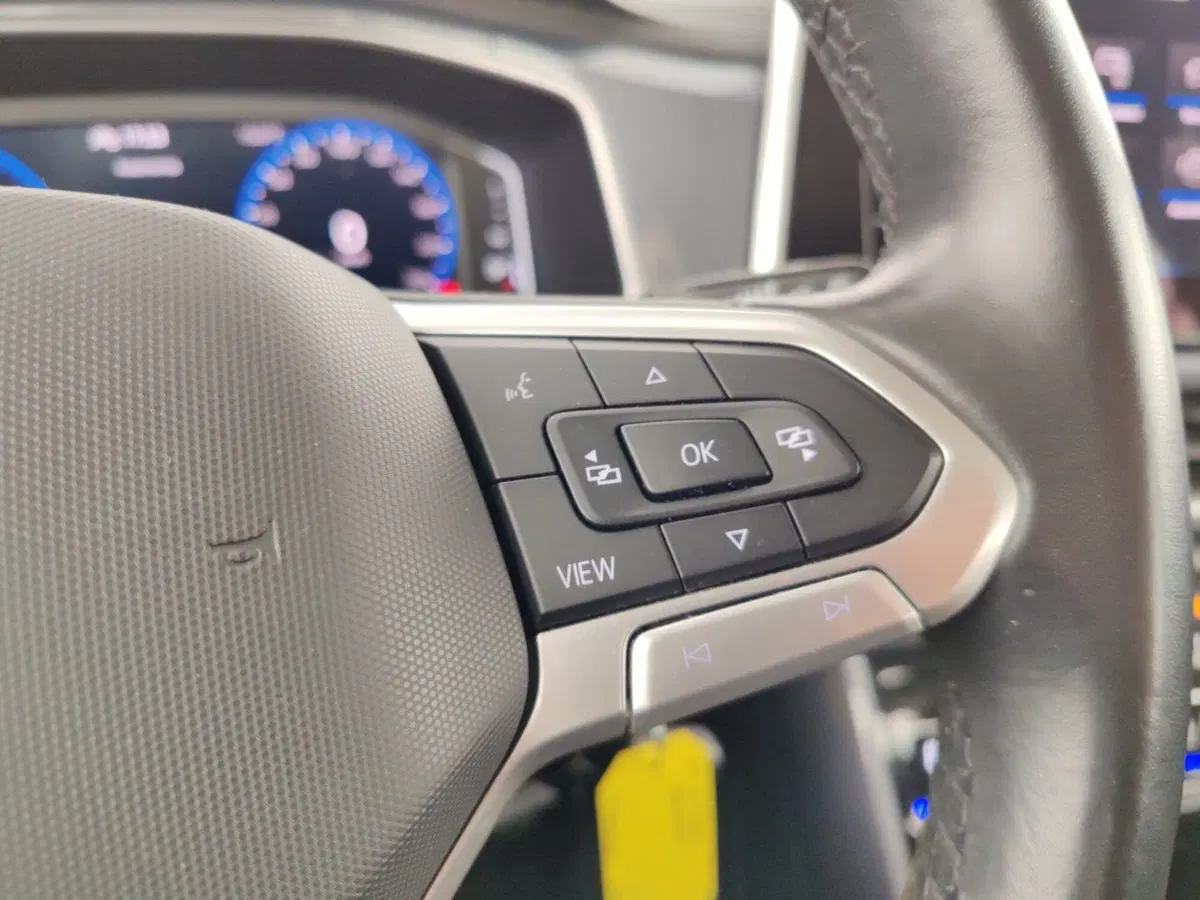 Volkswagen T-Roc usata a Massa-Carrara (12)