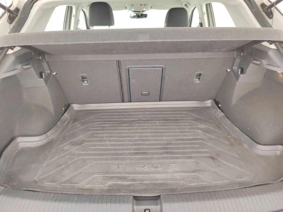 Volkswagen T-Roc usata a Massa-Carrara (15)