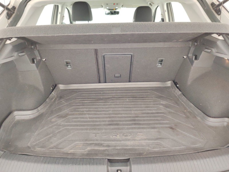 Volkswagen T-Roc usata a Massa-Carrara (15)