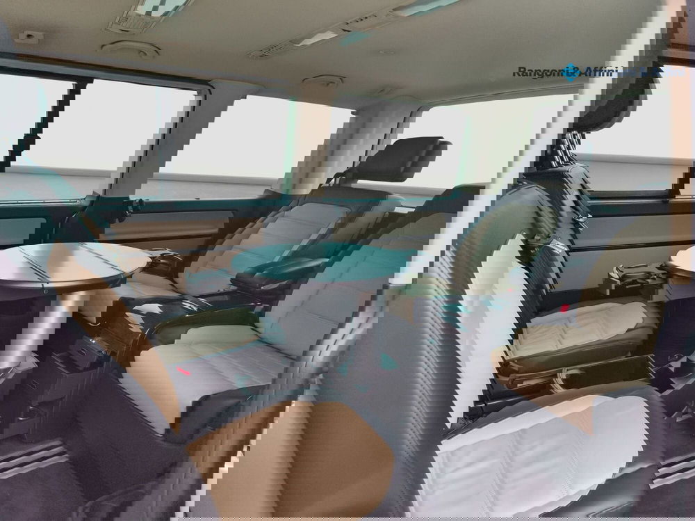 Volkswagen Multivan usata a Brescia (8)