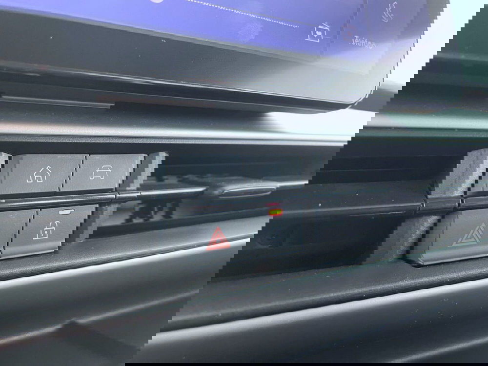 Jeep Avenger usata a Perugia (13)