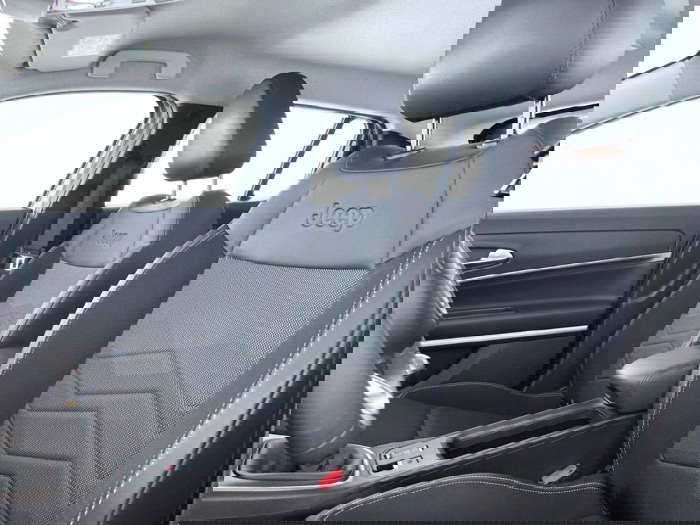 Jeep Avenger usata a Perugia (18)