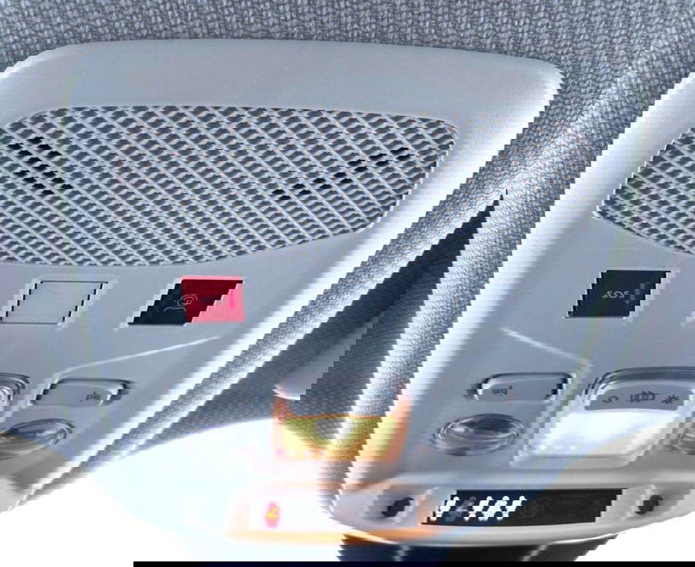 Jeep Avenger usata a Perugia (19)