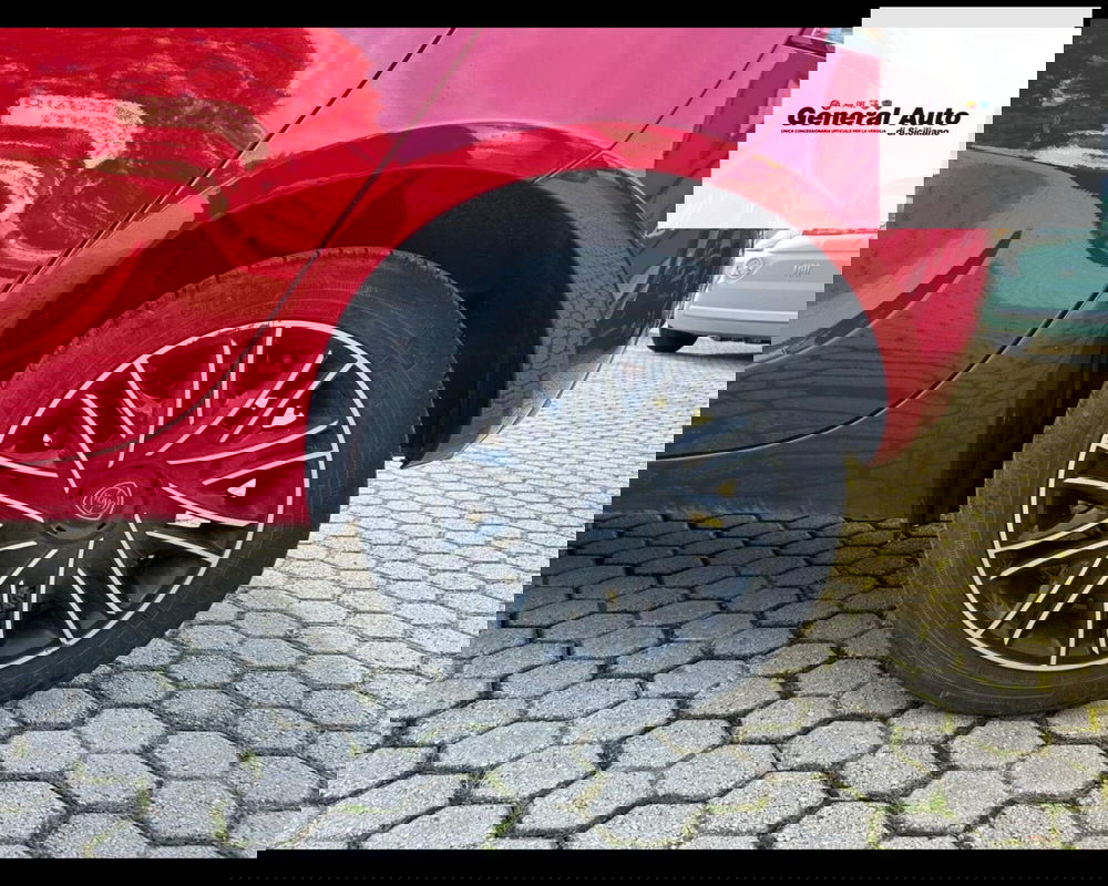 Lancia Ypsilon usata a Lucca (10)