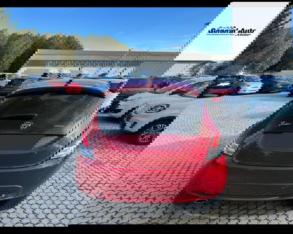 Lancia Ypsilon usata a Lucca (6)