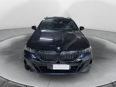 BMW Serie 5 Touring 520d  48V xdrive MSport Pro auto del 2024 usata a San Nicola la Strada