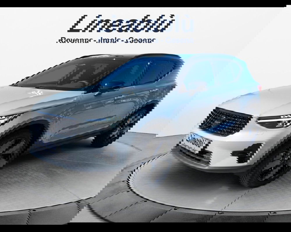 Volvo XC40 nuova a Bologna