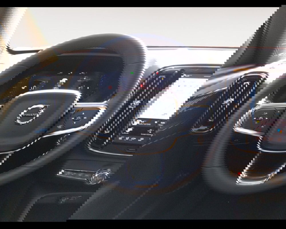 Volvo XC40 nuova a Bologna (13)