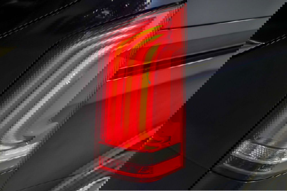 Mercedes-Benz Classe V usata a Varese (9)