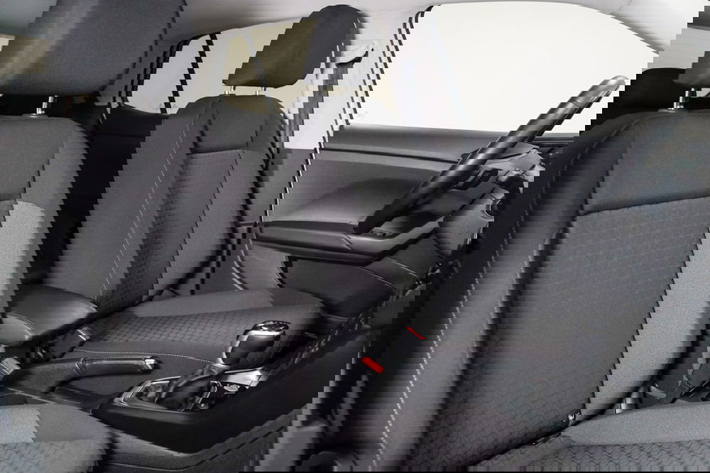 Volkswagen T-Cross usata a Varese (11)