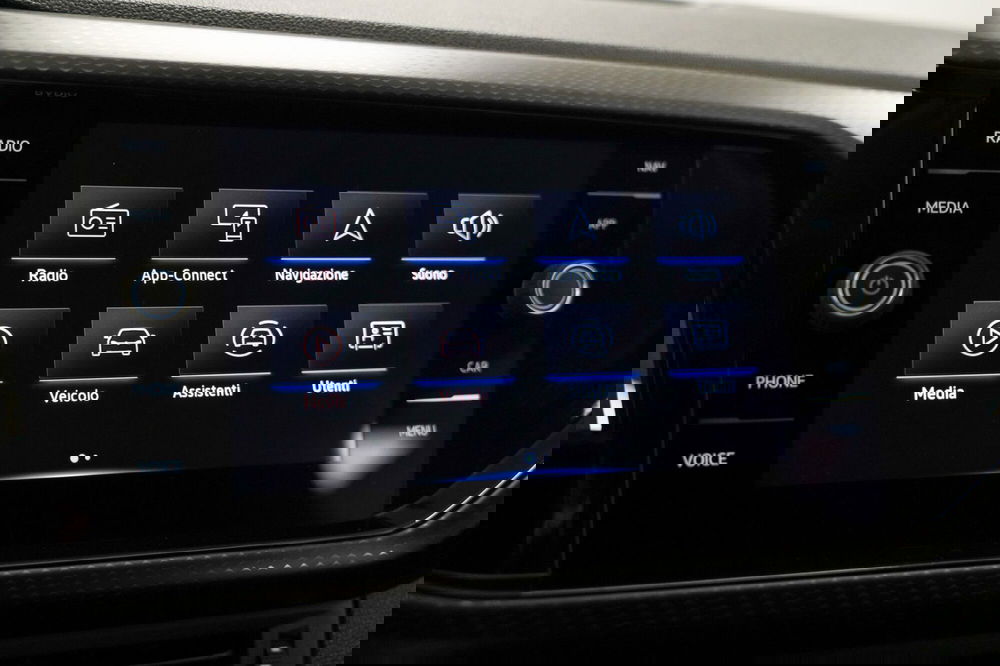 Volkswagen T-Cross usata a Varese (13)