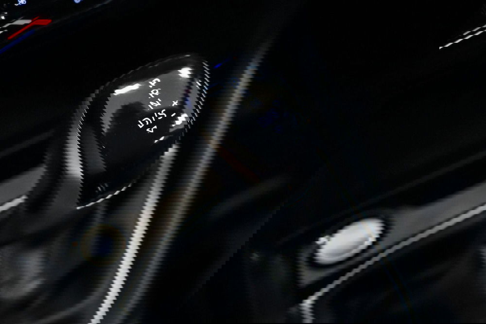 Volkswagen T-Cross usata a Varese (16)