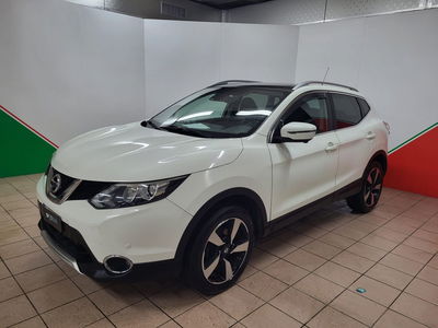 Nissan Qashqai 1.5 dCi Tekna del 2016 usata a Terranuova Bracciolini
