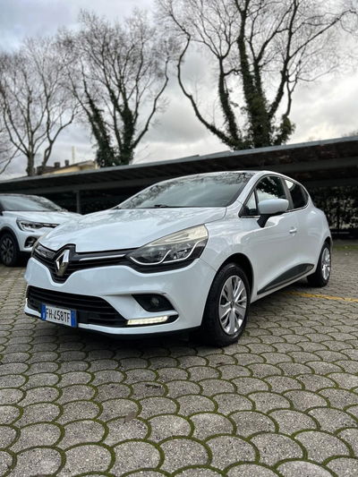 Renault Clio TCe 12V 90 CV GPL 5 porte Moschino Zen del 2017 usata a Firenze