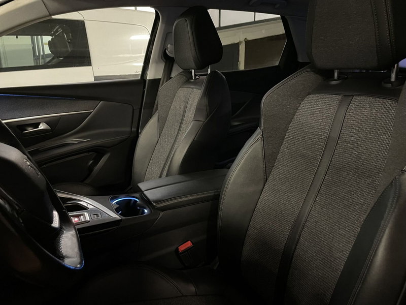 Peugeot 3008 usata a Milano (15)