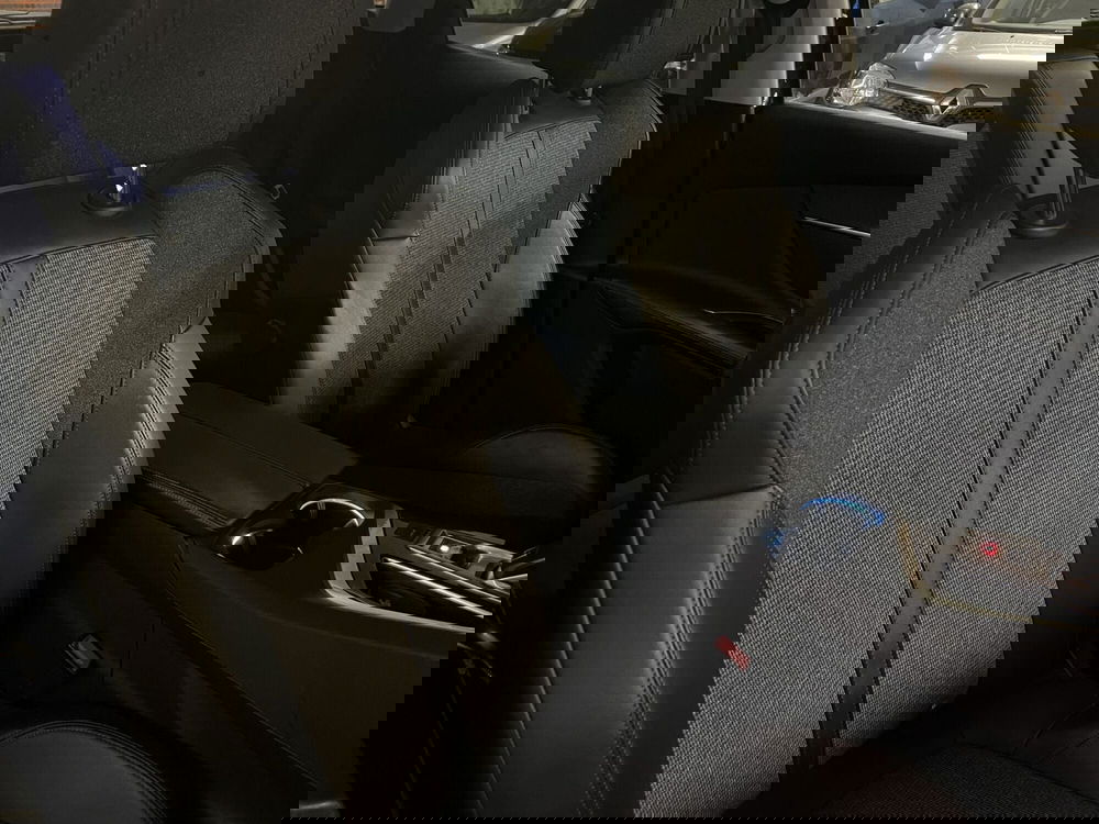 Peugeot 3008 usata a Milano (16)