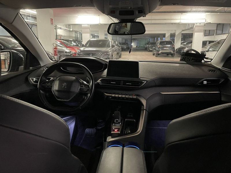 Peugeot 3008 usata a Milano (18)